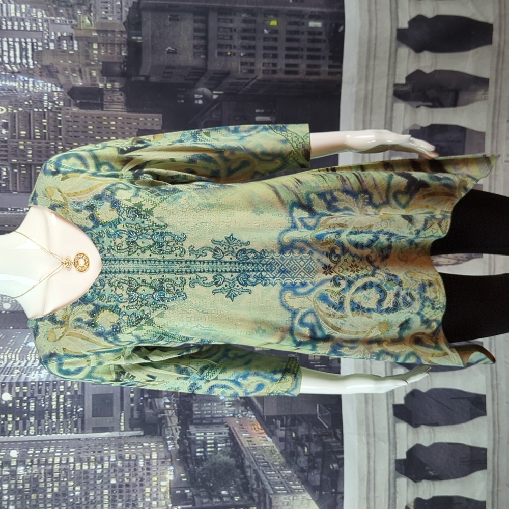 One World Live and let Live sz M Gorgeous Tunic with Sparkling Embelishment